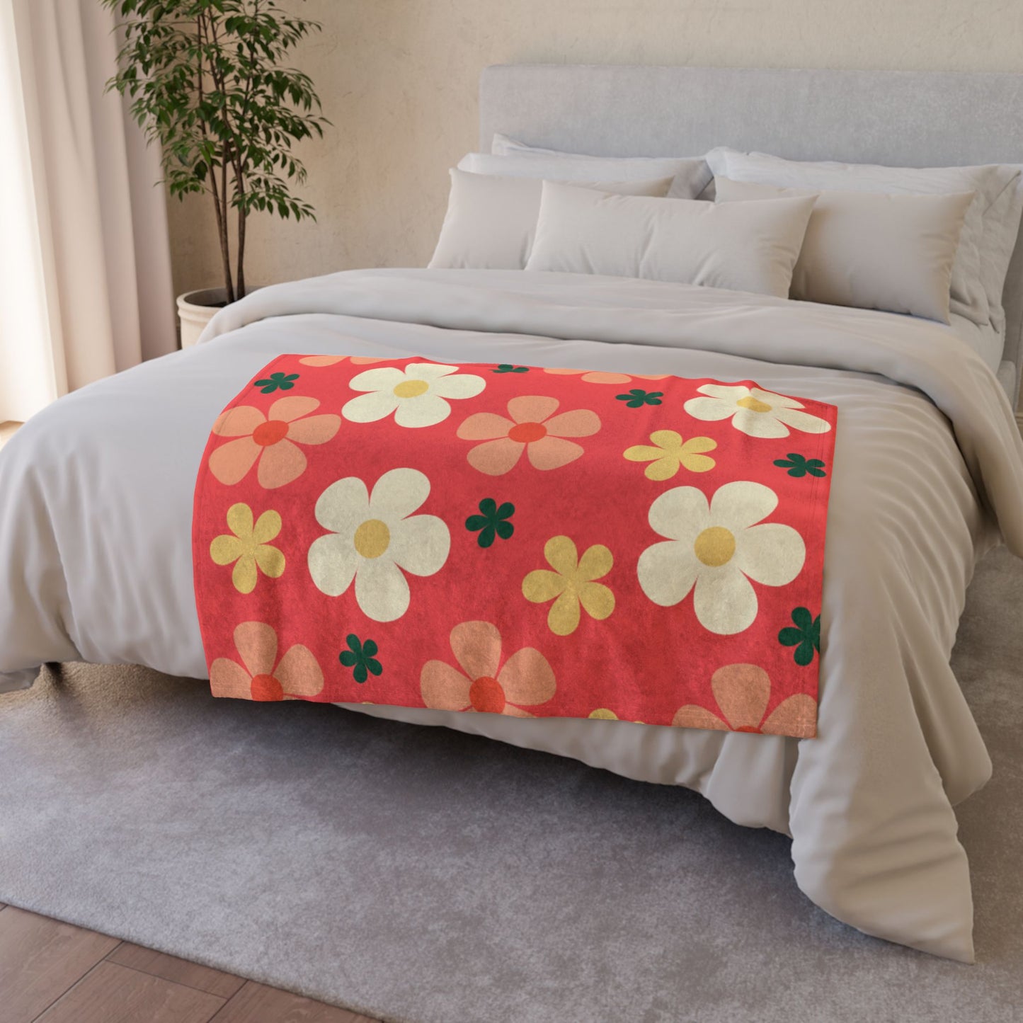 Retro Floral Throw Blanket — Red Daisy Pattern Soft Polyester Blanket