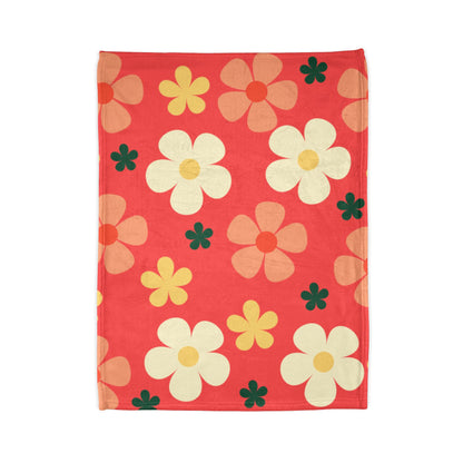 Retro Floral Throw Blanket — Red Daisy Pattern Soft Polyester Blanket