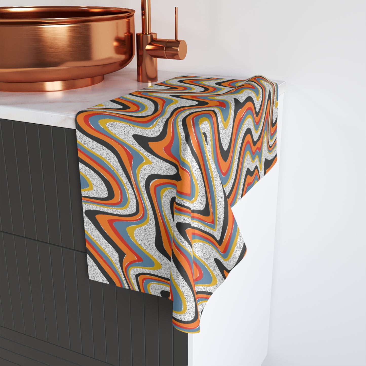 Hand Towel — Retro Wavy Orange Stripe Pattern