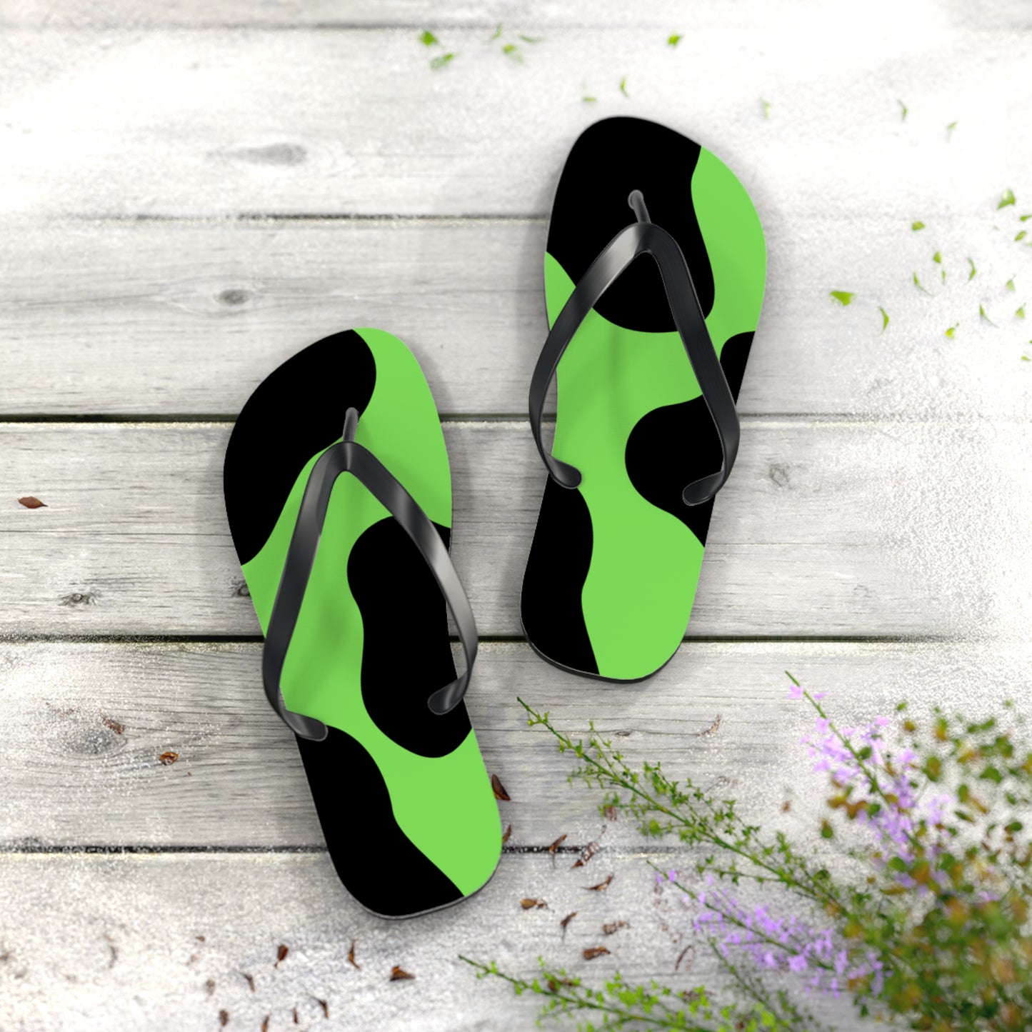 Green & Black Abstract Camo Flip Flops — Summer Beach Sandals