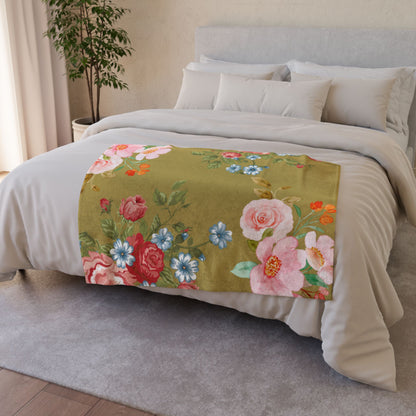 Floral Vintage Rose Throw Blanket — Soft Polyester Cozy Coverlet