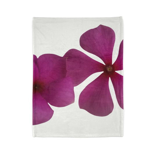 Floral Petal Throw Blanket — Magenta Vinca Flower Design