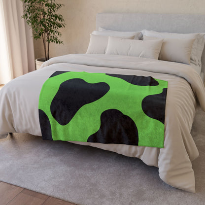 Green & Black Cow Print Blanket — Soft Polyester Throw for Kids, Dorms & Cozy Home Decor