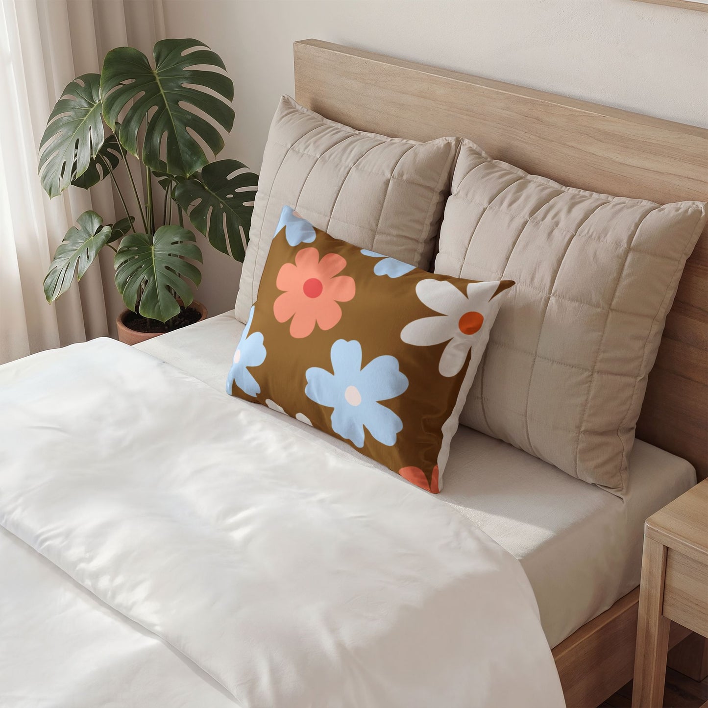 Retro Floral Pillow Sham — Brown Daisy Cotton Pillowcase