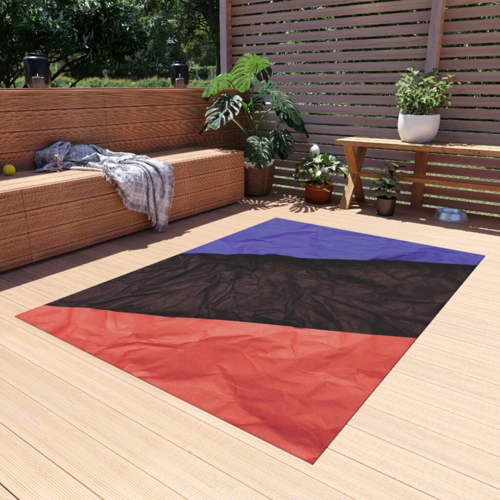 Modern Tri-Color Outdoor Rug — Bold Geometric Patio Mat
