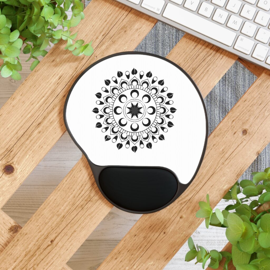 Mandala Wrist Support Mouse Pad — Ergonomic Gel Mousepad with Black & White Floral Mandala Design