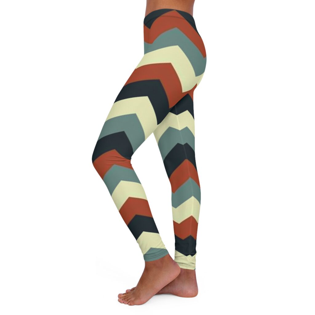 Retro Chevron Leggings — Vintage Colorblock Yoga & Everyday Activewear