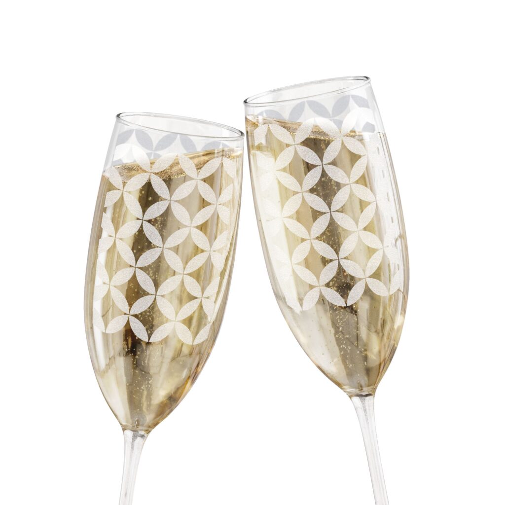 Engraved 8oz Champagne Flute — Geometric Pattern Crystal Toasting Glass