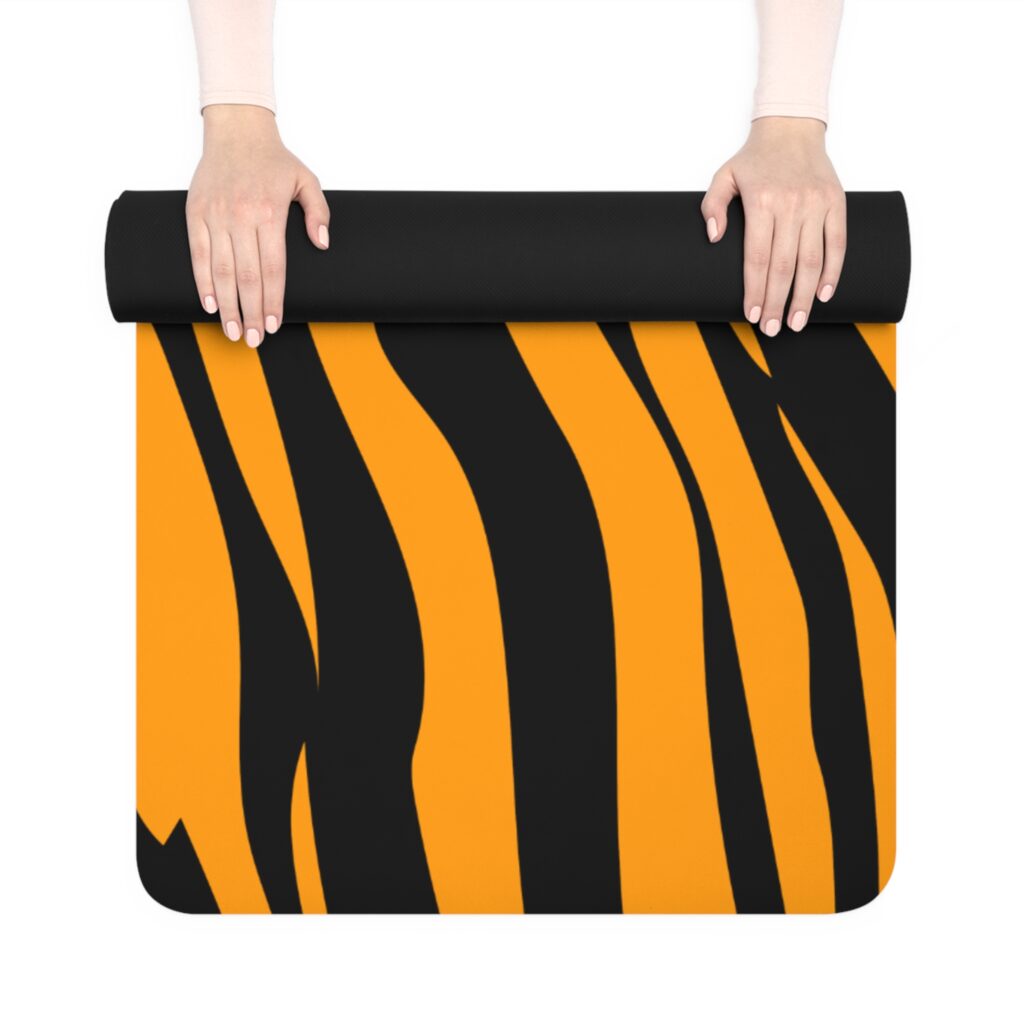 Tiger Stripe Rubber Yoga Mat — Non-Slip Orange & Black Workout Mat